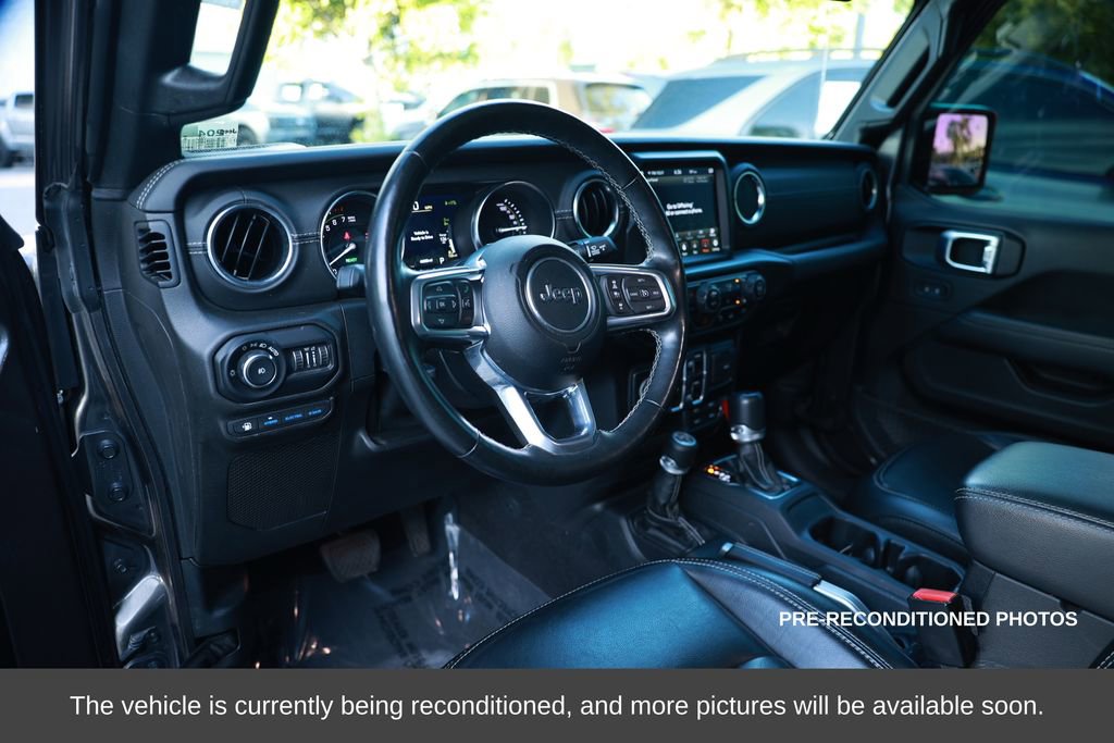 Used 2021 Jeep Wrangler Unlimited Sahara w/ Cold Weather Group image 17