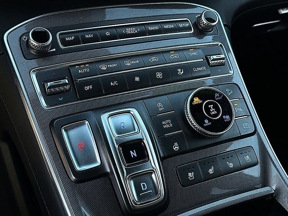 Certified 2023 Hyundai Santa Fe Calligraphy image 16