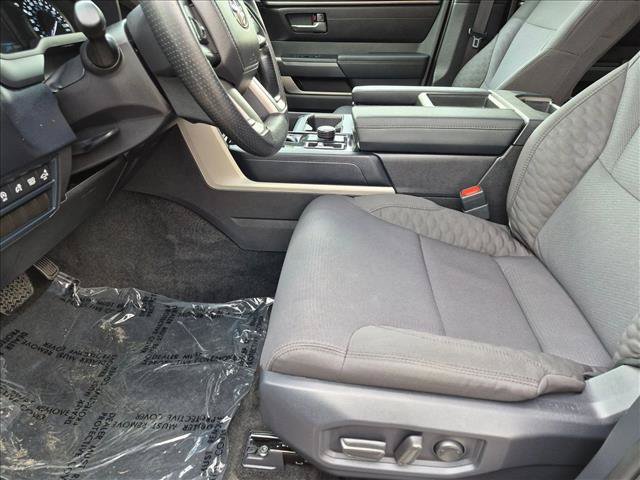 Used 2026 Toyota Tundra SR5 w/ SR5 Convenience Package AWD/4WD image 14
