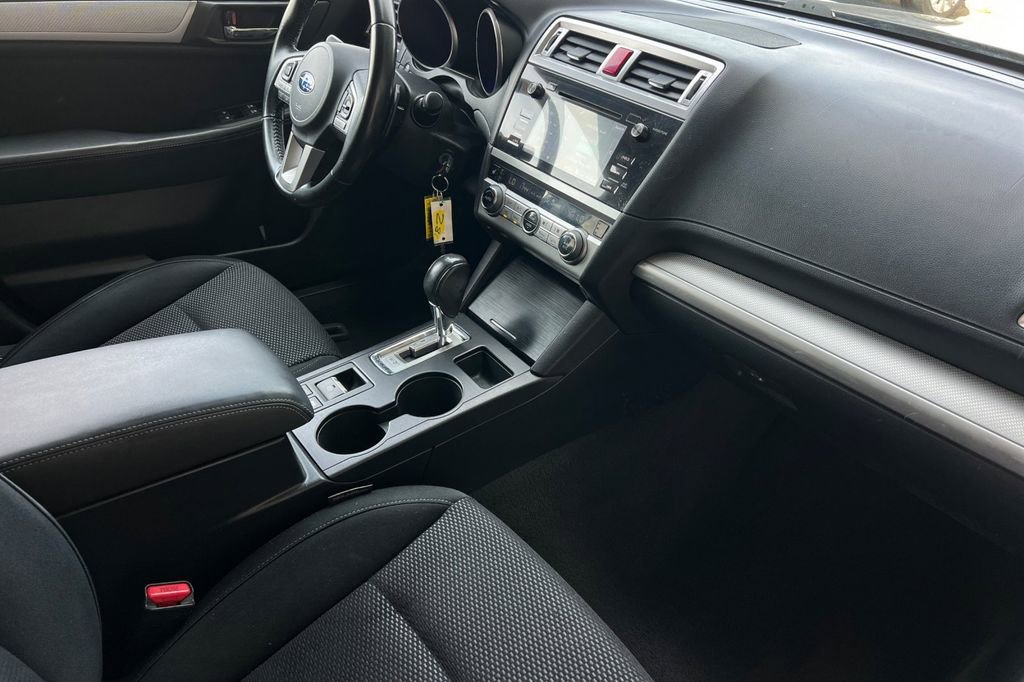 Used 2016 Subaru Outback 2.5i Premium image 19