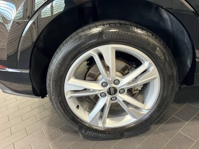 Used 2023 Audi Q3 2.0T Premium Plus w/ Premium Plus Package AWD/4WD image 37