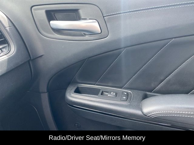 Used 2020 Dodge Charger SXT w/ Plus Group image 20