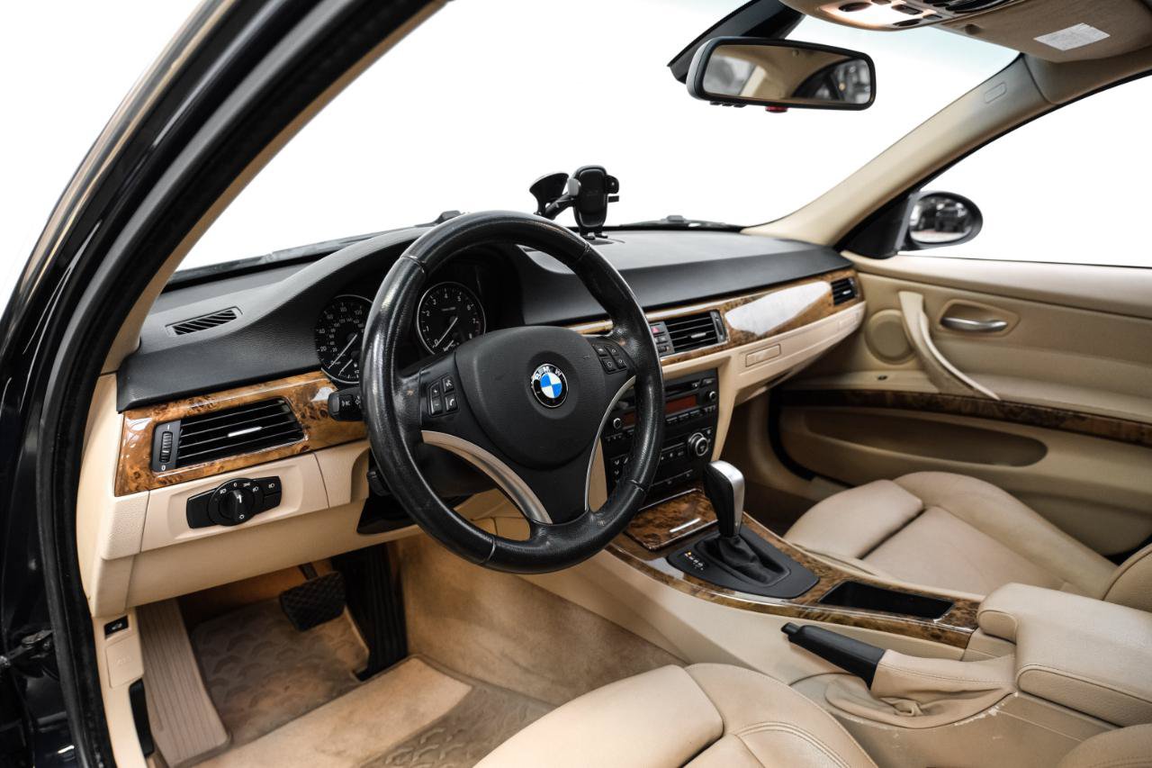 Used 2007 BMW 335xi Sedan AWD/4WD image 3