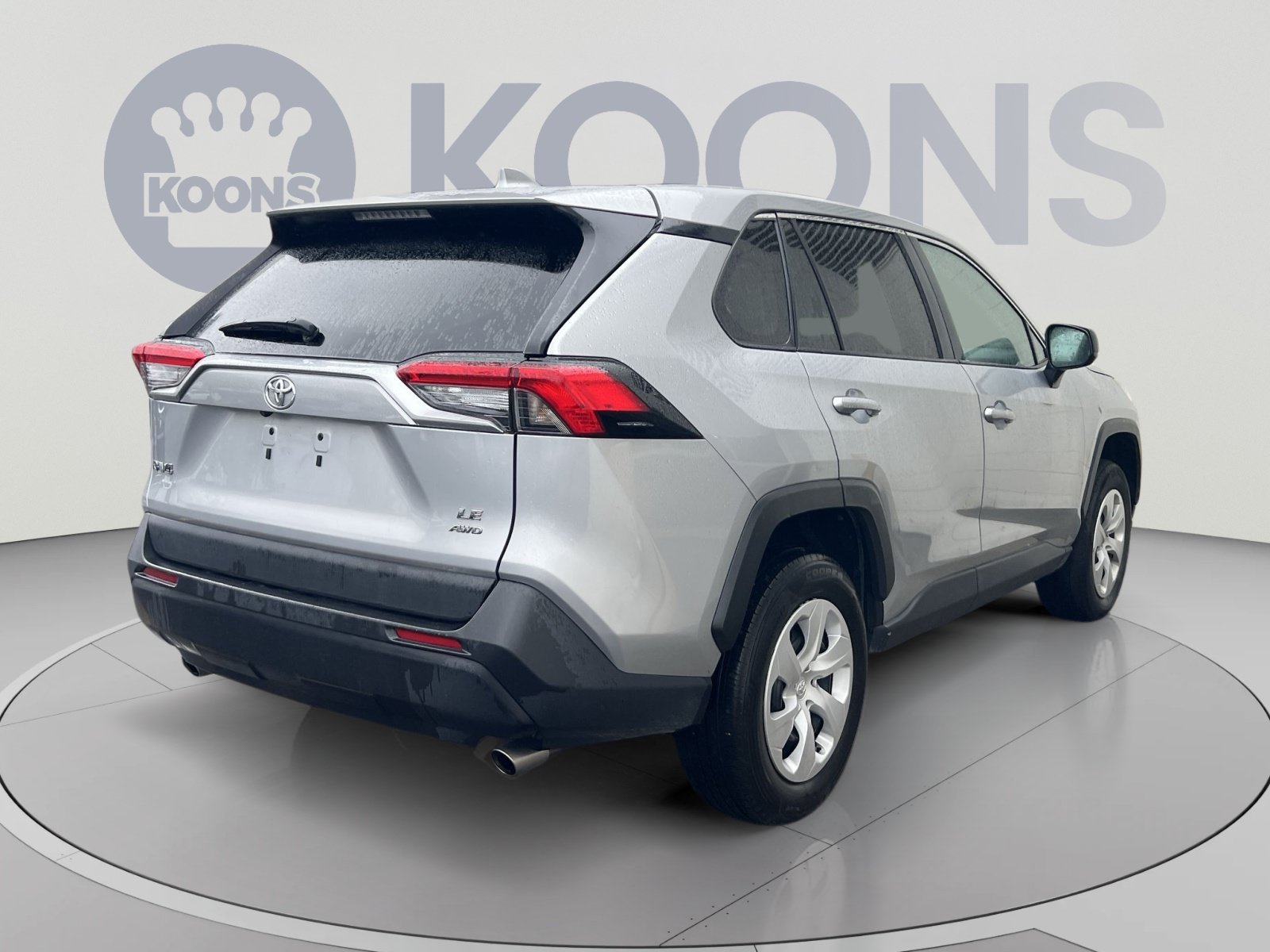 Used 2025 Toyota RAV4 LE AWD/4WD image 7