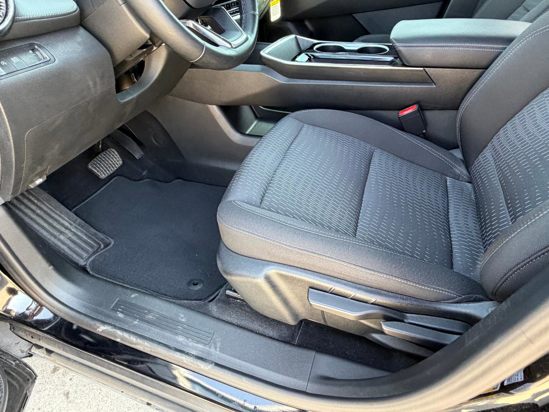 Used 2025 Chevrolet Equinox LT image 18