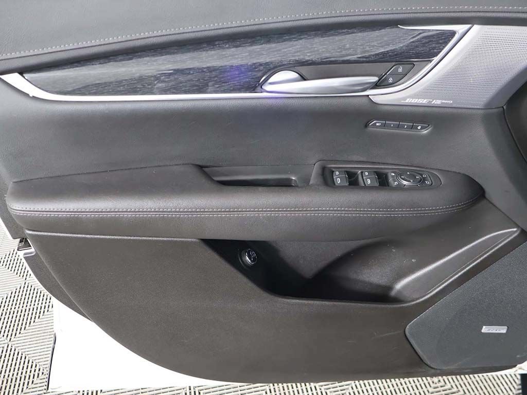 Used 2023 Cadillac XT5 Premium Luxury AWD/4WD image 25