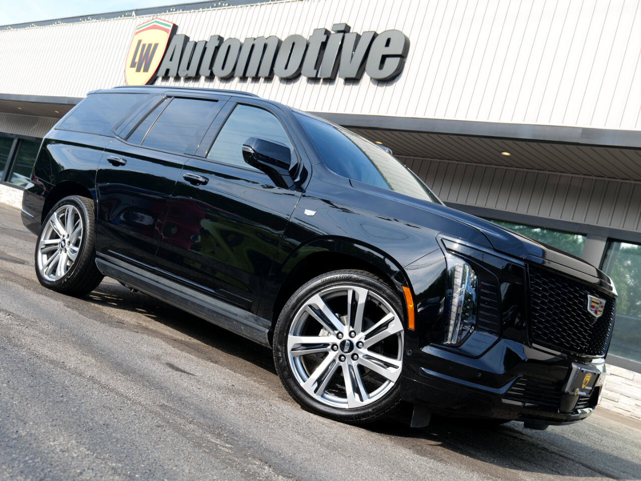 Used 2025 Cadillac Escalade Sport w/ Touring Package image 1