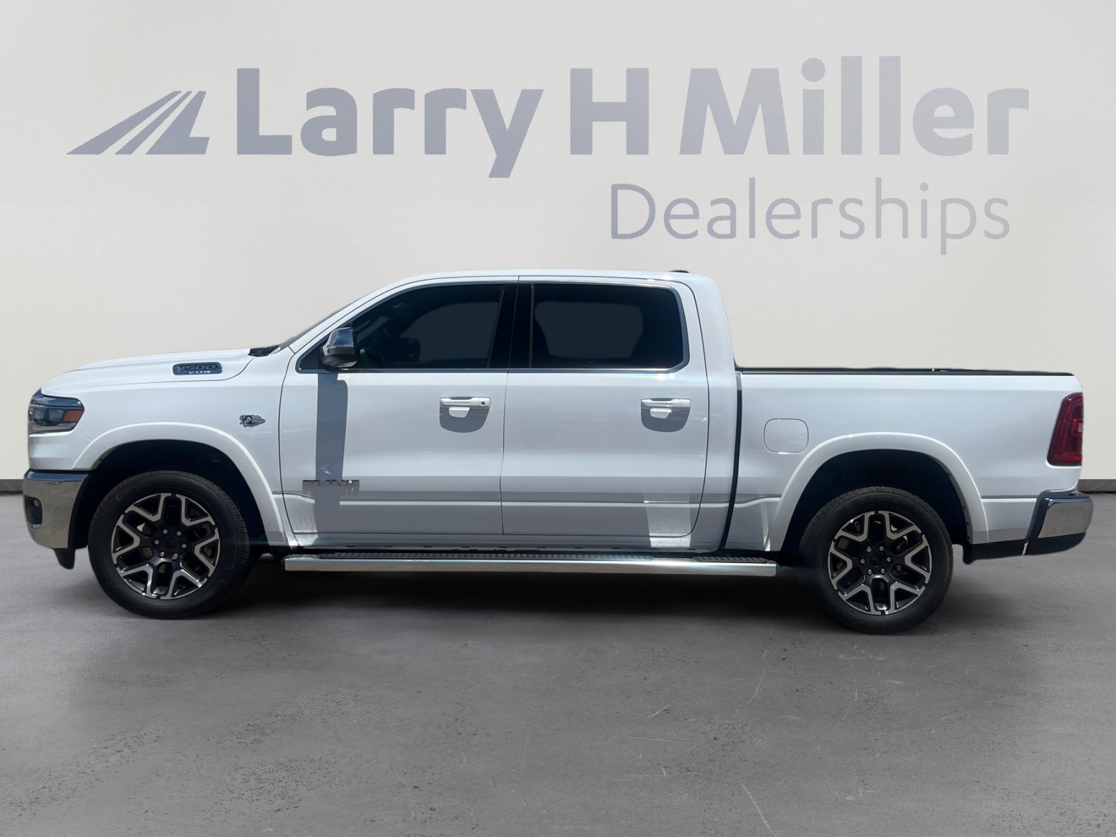 New 2026 RAM 1500 Laramie w/ Chrome Appearance Group AWD/4WD image 2