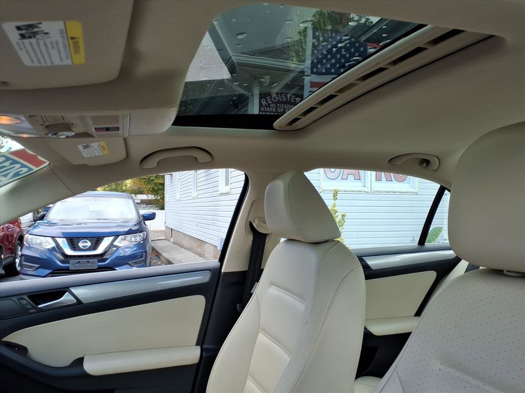 Used 2018 Volkswagen Jetta SE image 19