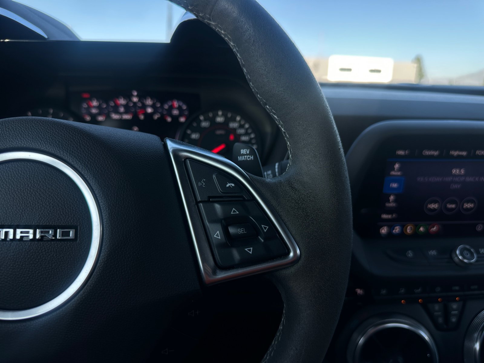 Used 2020 Chevrolet Camaro SS RWD image 22
