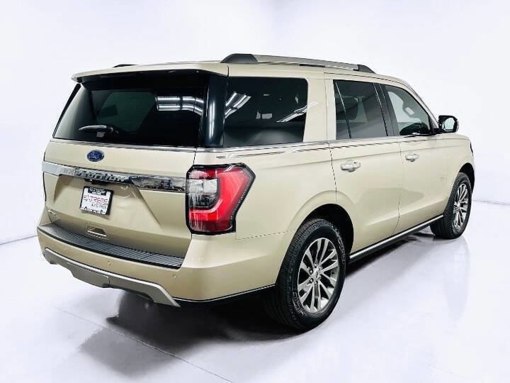 Used 2018 Ford Expedition Limited AWD/4WD image 4