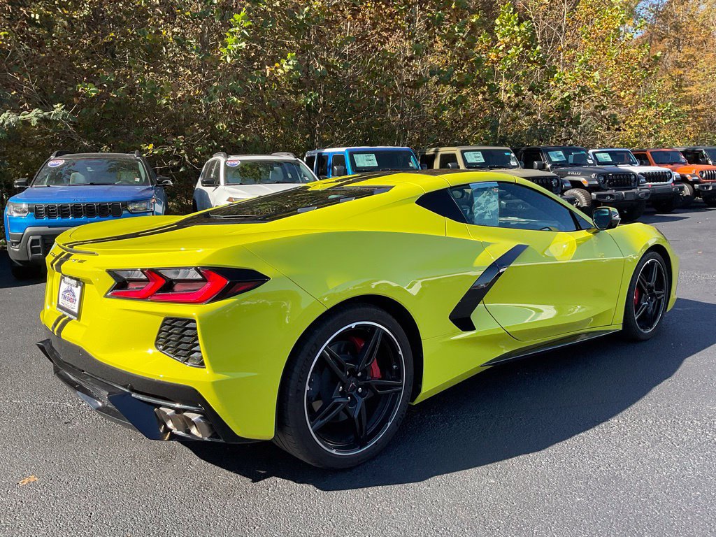 Used 2023 Chevrolet Corvette Stingray Premium Cpe w/ 3LT RWD image 6