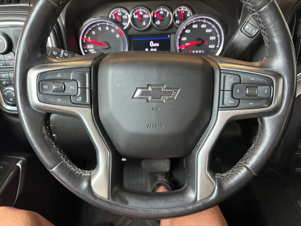 Used 2021 Chevrolet Silverado 1500 RST AWD/4WD image 3