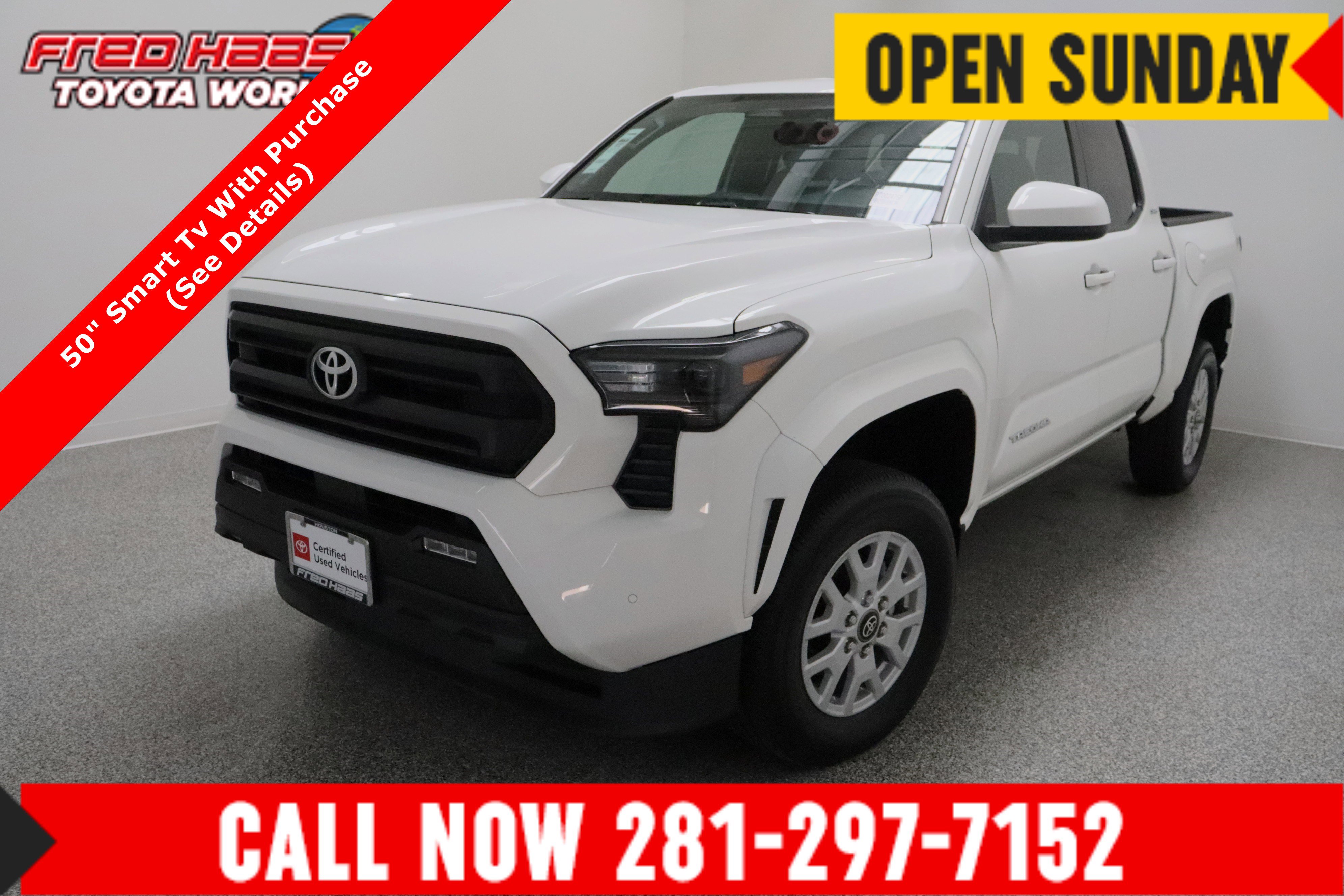 Certified 2024 Toyota Tacoma SR5 image 1