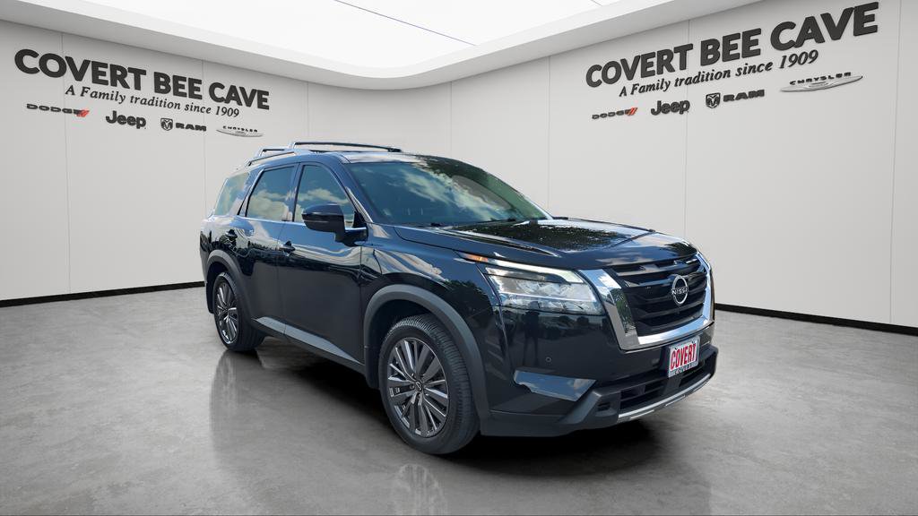 Used 2023 Nissan Pathfinder SL w/ SL Premium Package