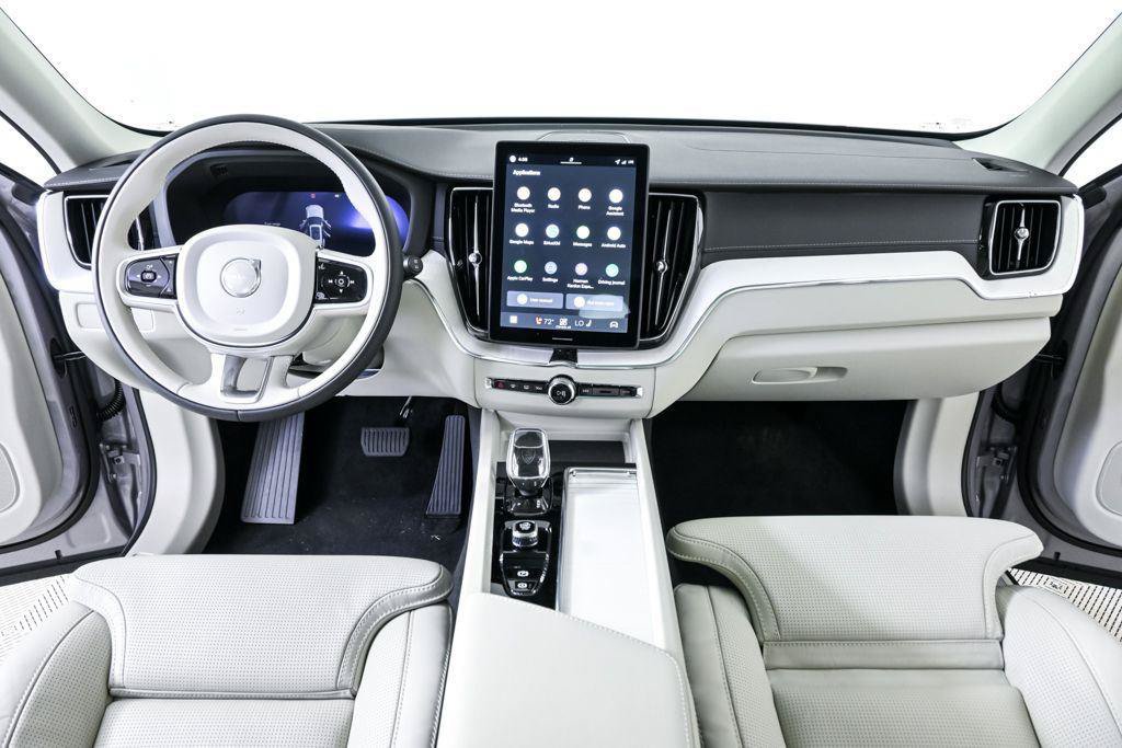 New 2026 Volvo XC60 B5 Ultra w/ Climate Package AWD/4WD image 18