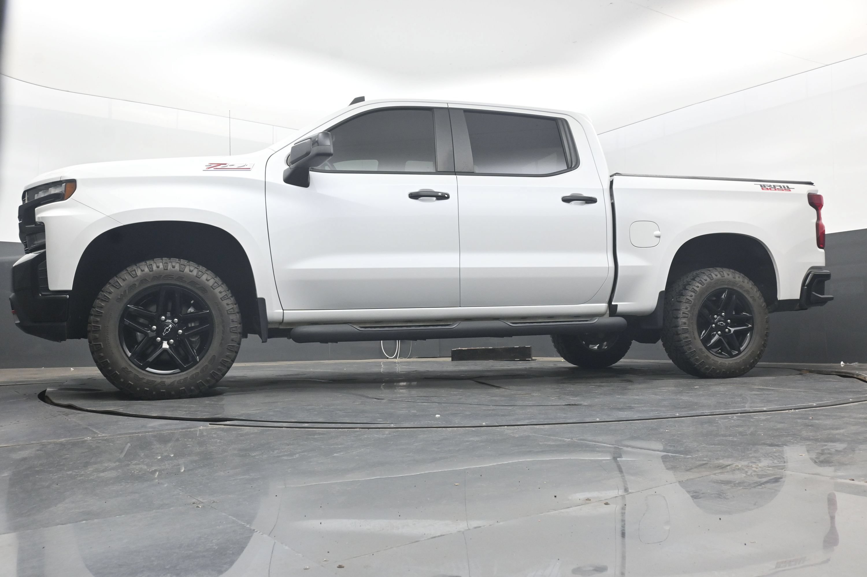 Used 2020 Chevrolet Silverado 1500 LT Trail Boss AWD/4WD image 26