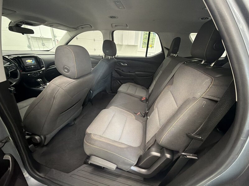 Used 2018 Chevrolet Traverse LS AWD/4WD image 12