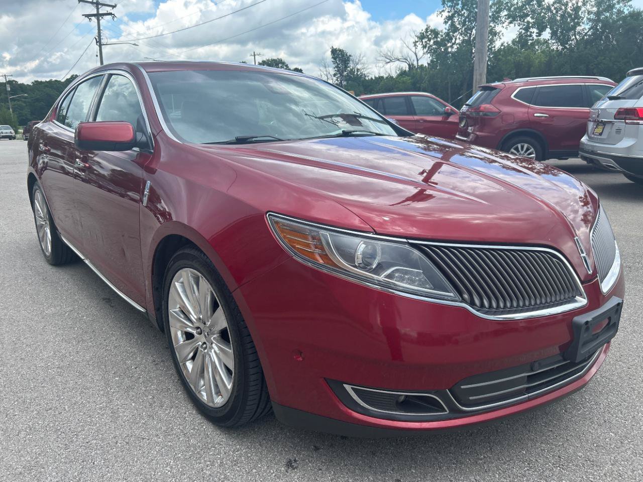 Used 2013 Lincoln MKS AWD image 3