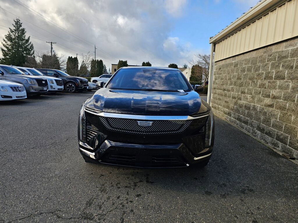 New 2026 Cadillac Optiq Luxury 1 image 12