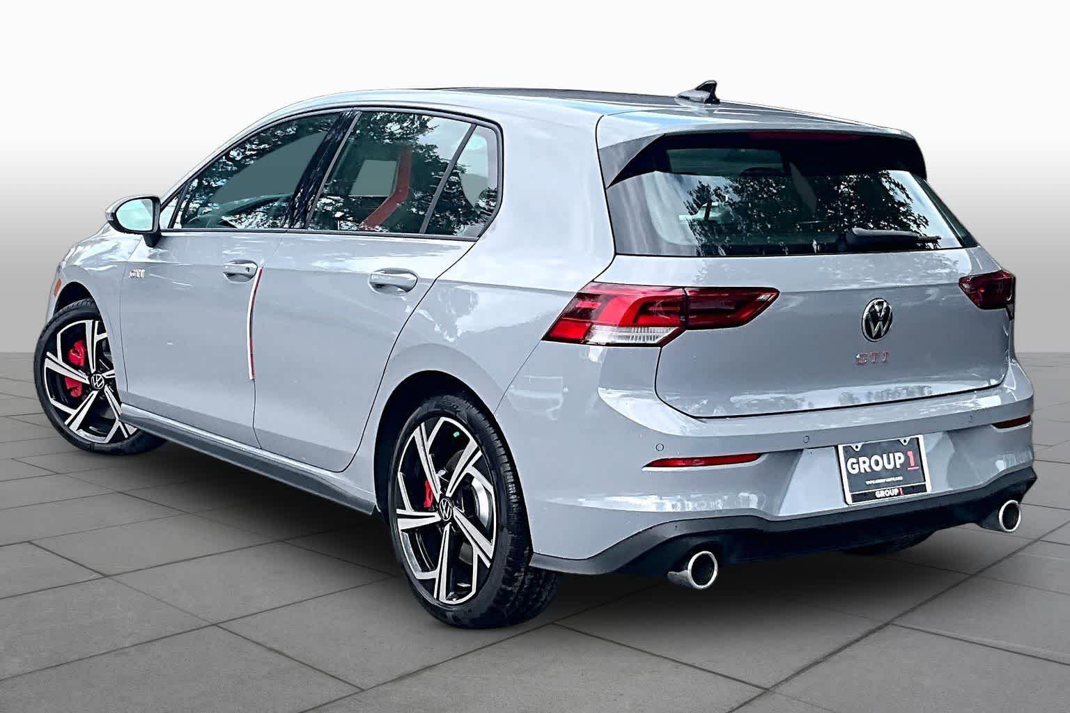 New 2026 Volkswagen GTI SE FWD image 12