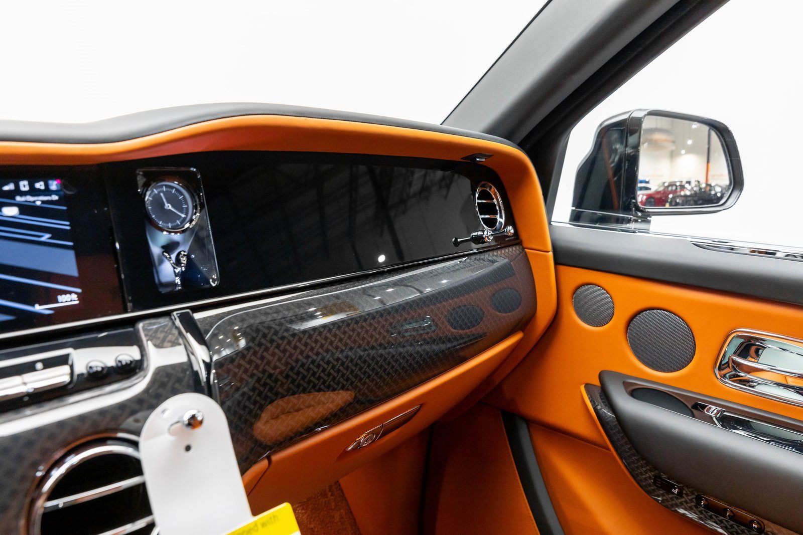 New 2026 Rolls-Royce Cullinan Black Badge image 31