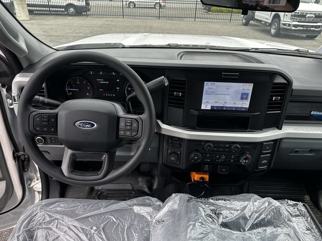 New 2026 Ford F550 4x4 Supercab Super Duty image 35