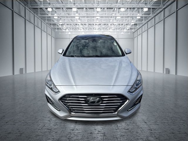 Used 2019 Hyundai Sonata Limited w/ Ultimate Package 02 FWD image 8