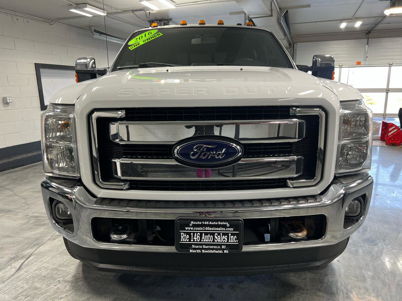 Used 2016 Ford F350 King Ranch w/ King Ranch w/Chrome Package AWD/4WD image 3
