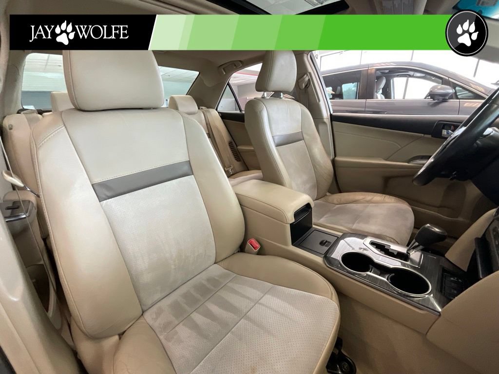 Used 2013 Toyota Camry XLE w/ Leather Pkg FWD image 18