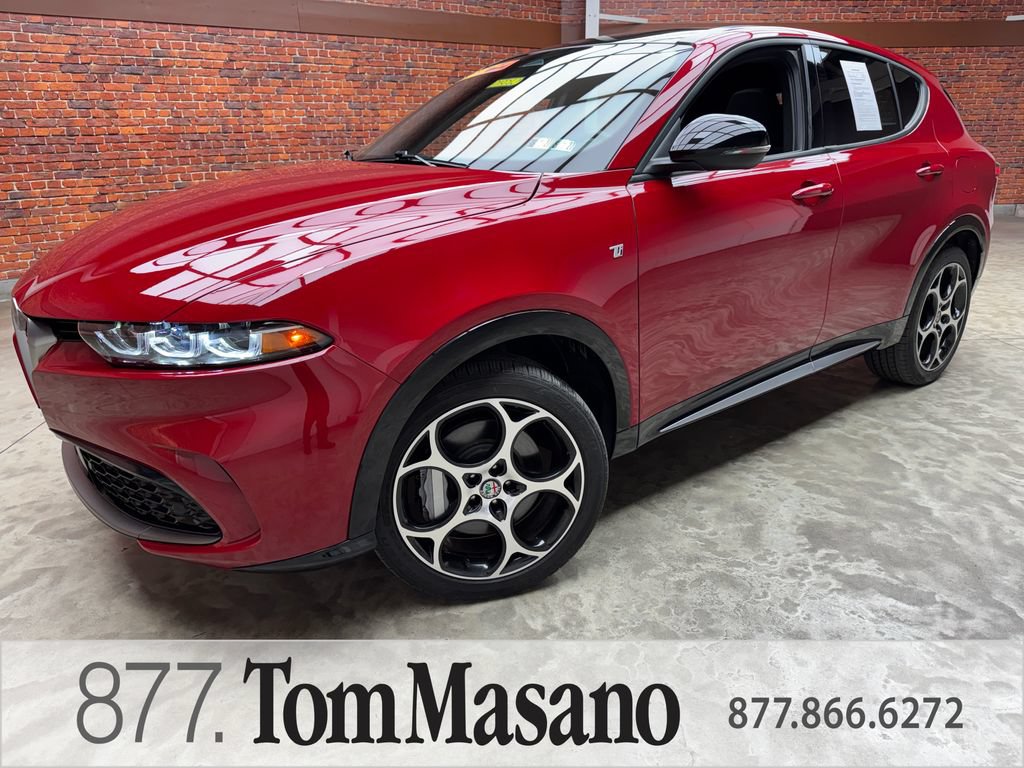 Used 2024 Alfa Romeo Tonale Ti AWD/4WD image 1