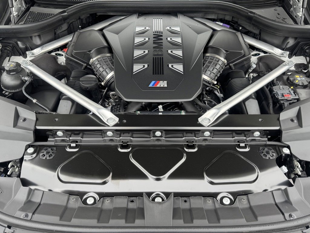 New 2026 BMW X7 M60i w/ Executive Package image 32