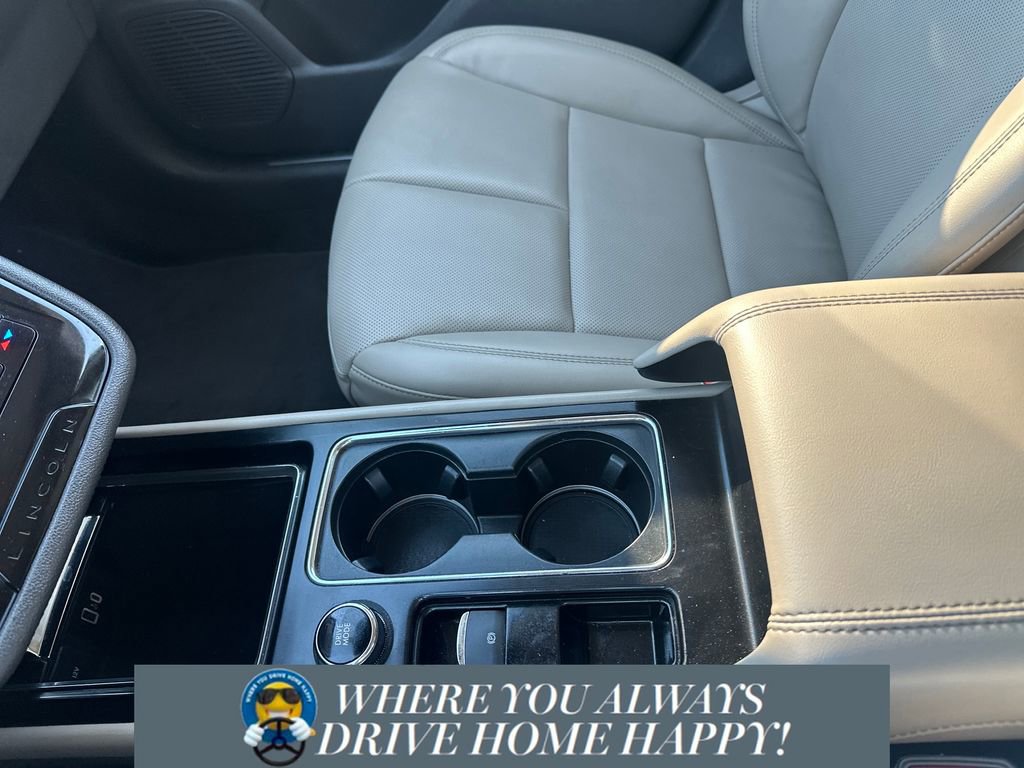 Certified 2022 Lincoln Corsair FWD w/ Equipment Group 101A image 19