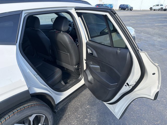 New 2026 Chevrolet Trax RS w/ Sunroof Package image 25