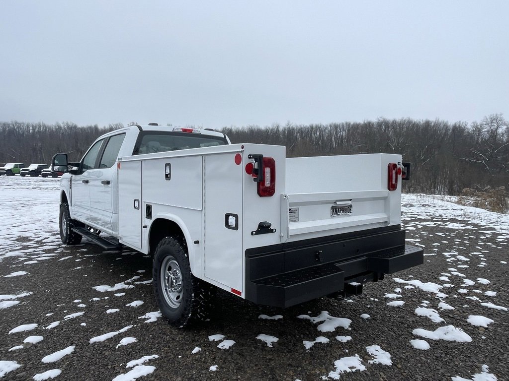 New 2025 Ford F350 XL w/ XL Off-Road Package image 5