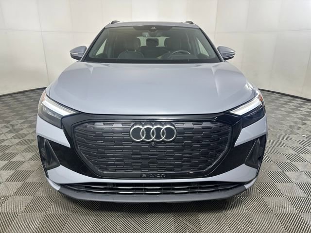 Used 2024 Audi Q4 e-tron Premium Plus w/ Premium Plus image 8