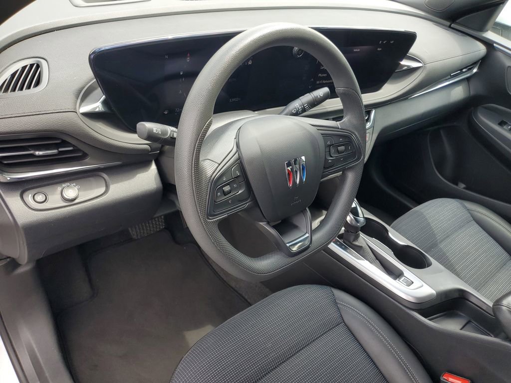 Used 2025 Buick Envista Sport Touring FWD image 12