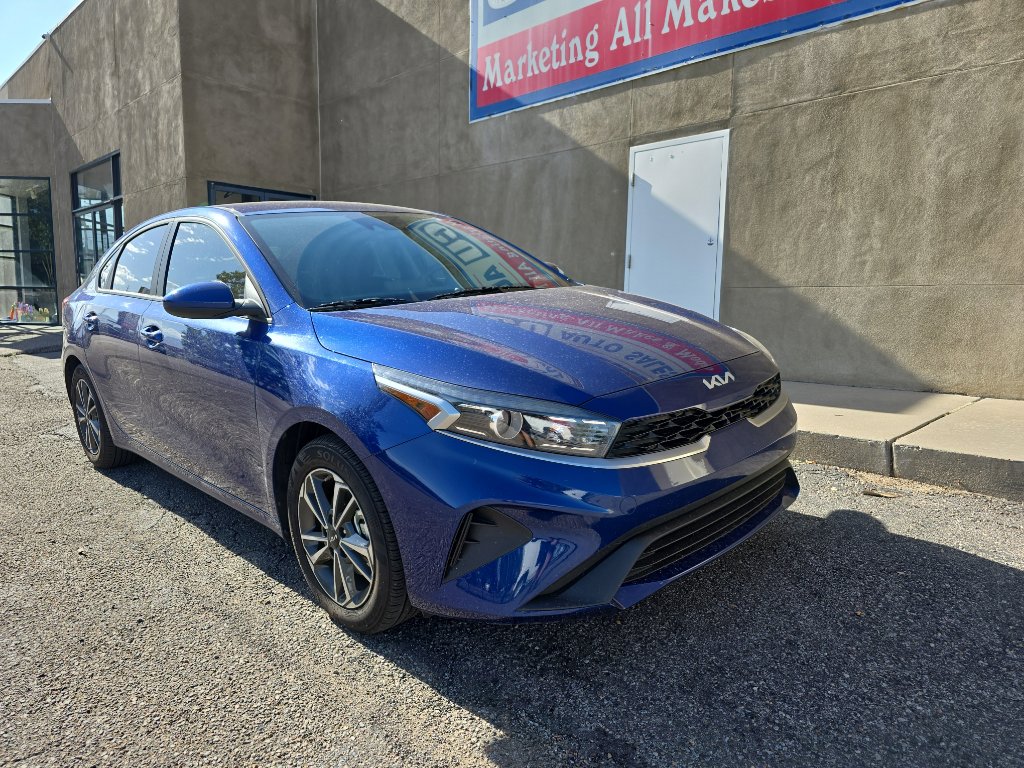 Used 2024 Kia Forte LXS image 6