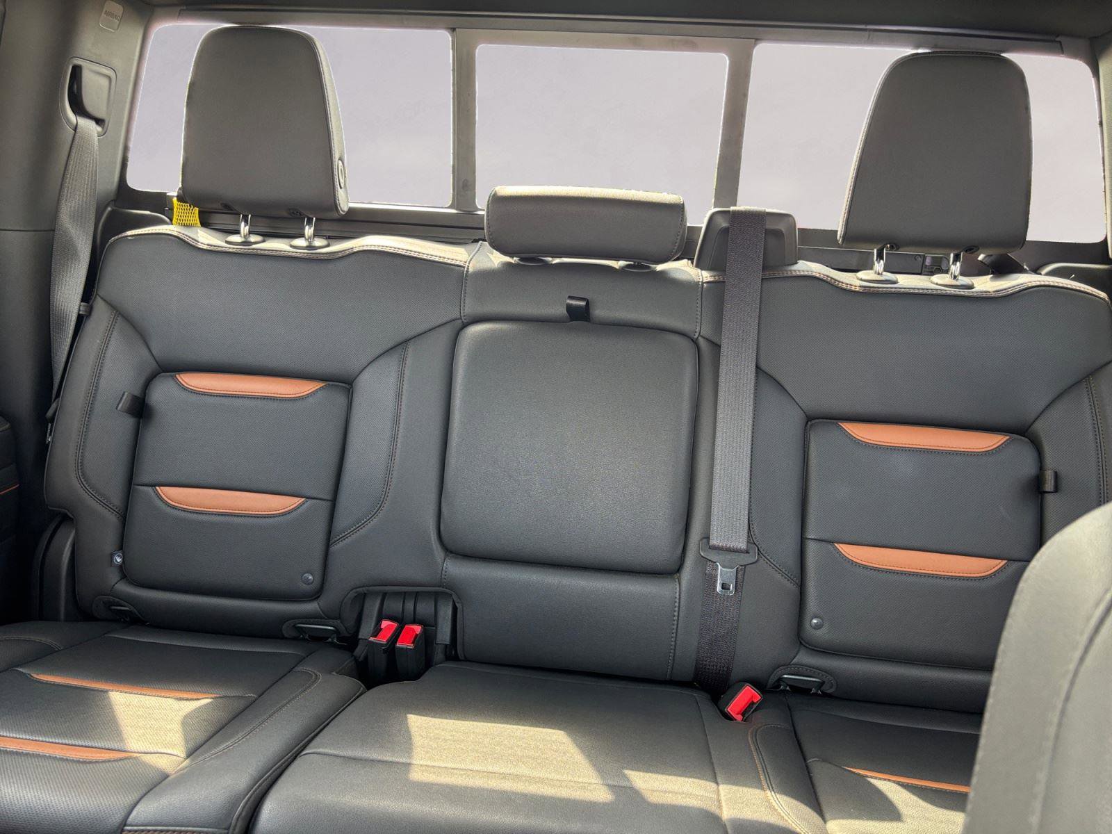 Used 2024 GMC Sierra 1500 AT4 w/ Technology Package image 13