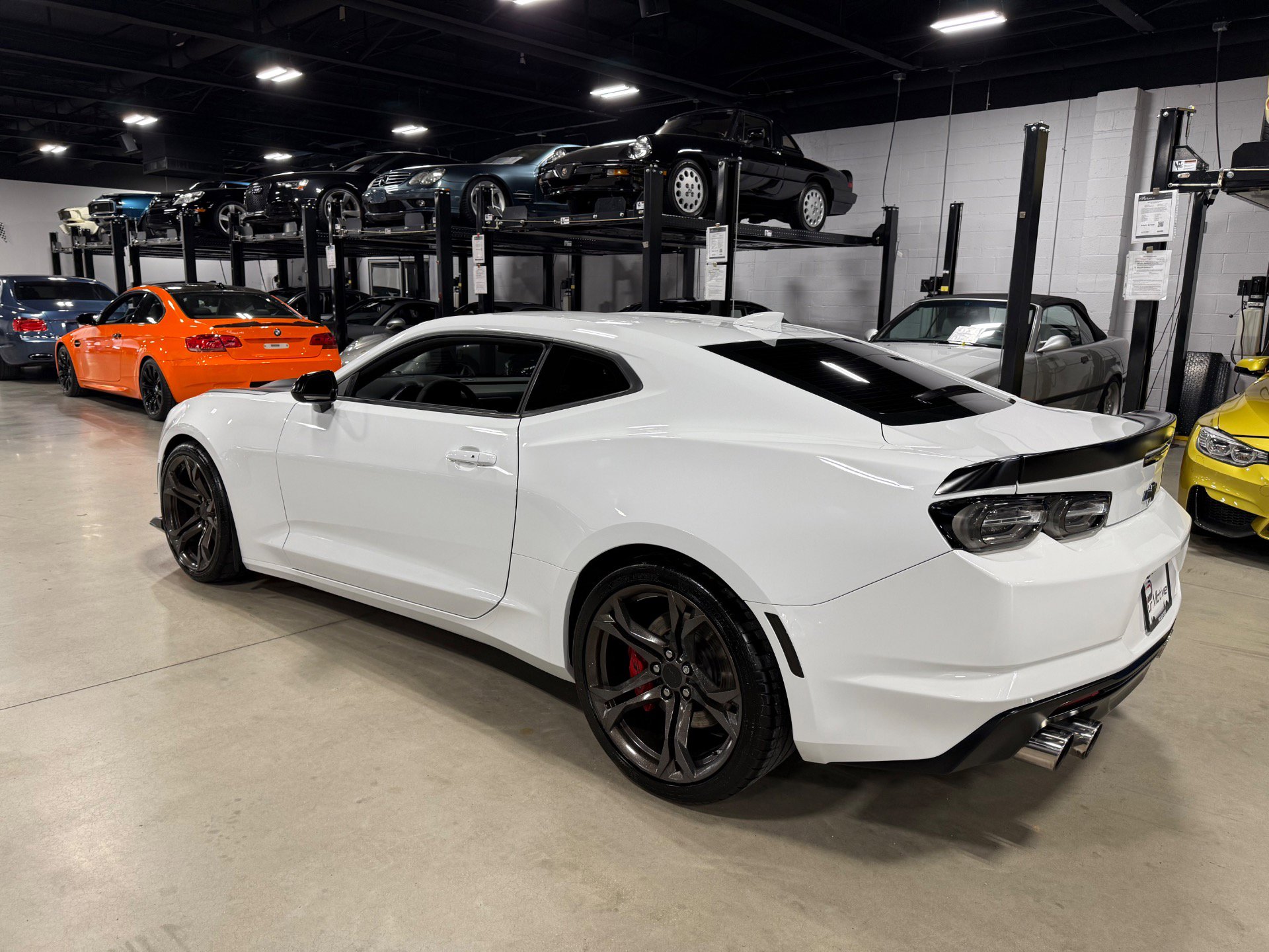 Used 2019 Chevrolet Camaro SS image 3