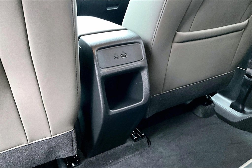 Used 2025 Chevrolet Trax ACTIV w/ Sunroof Package image 31