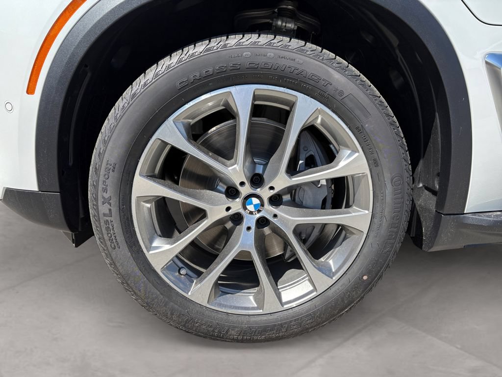 New 2026 BMW X5 xDrive50e AWD/4WD image 14