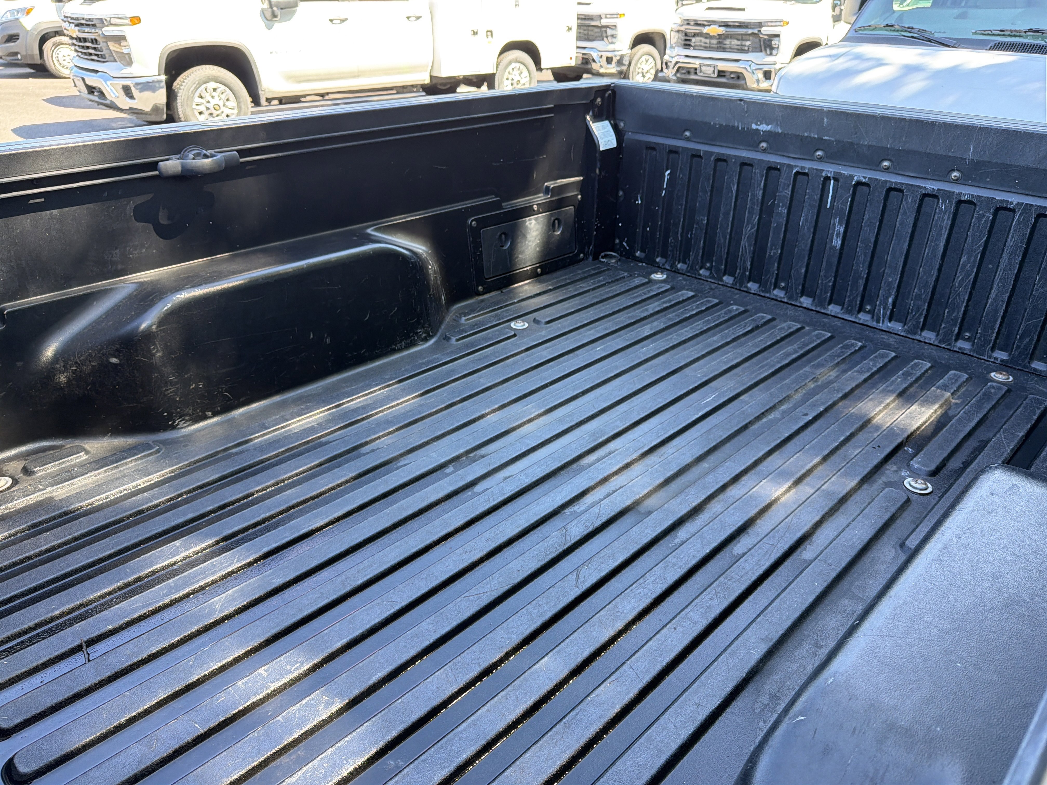 Used 2016 Toyota Tacoma SR5 w/ SR5 Appearance Package (SN) RWD image 31