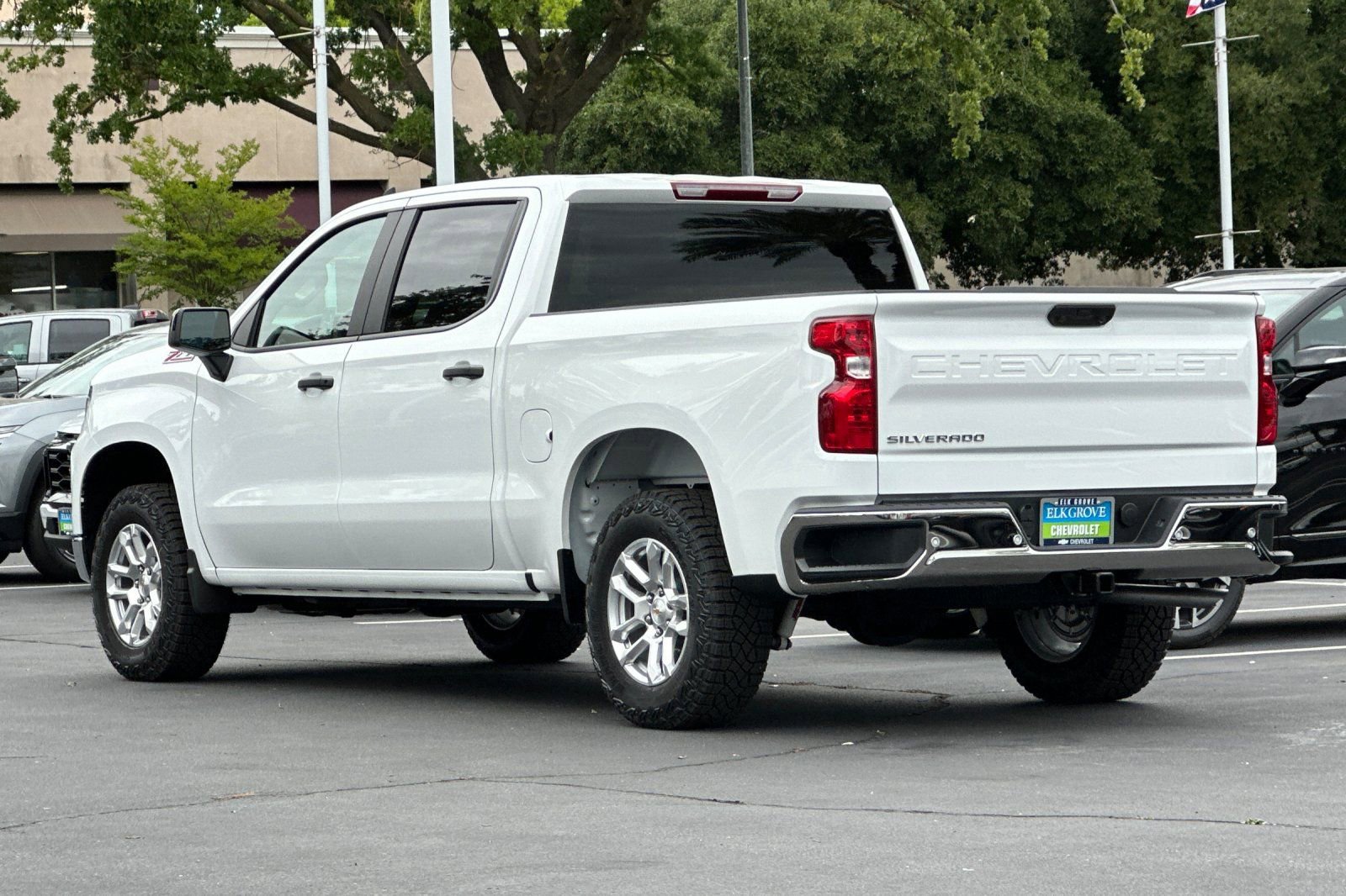New 2026 Chevrolet Silverado 1500 W/T w/ WT Value Package AWD/4WD image 5