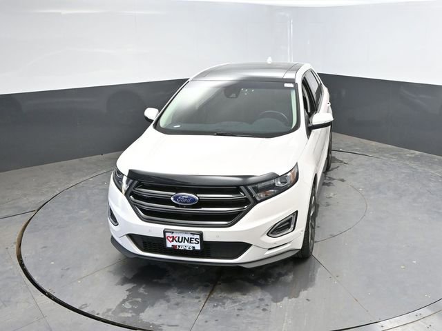 Used 2017 Ford Edge Sport w/ Equipment Group 401A AWD/4WD image 42