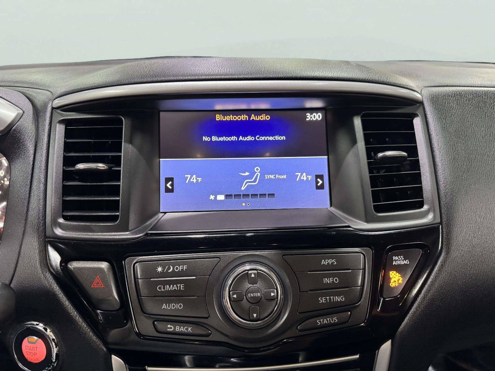 Used 2019 Nissan Pathfinder SV AWD/4WD image 36