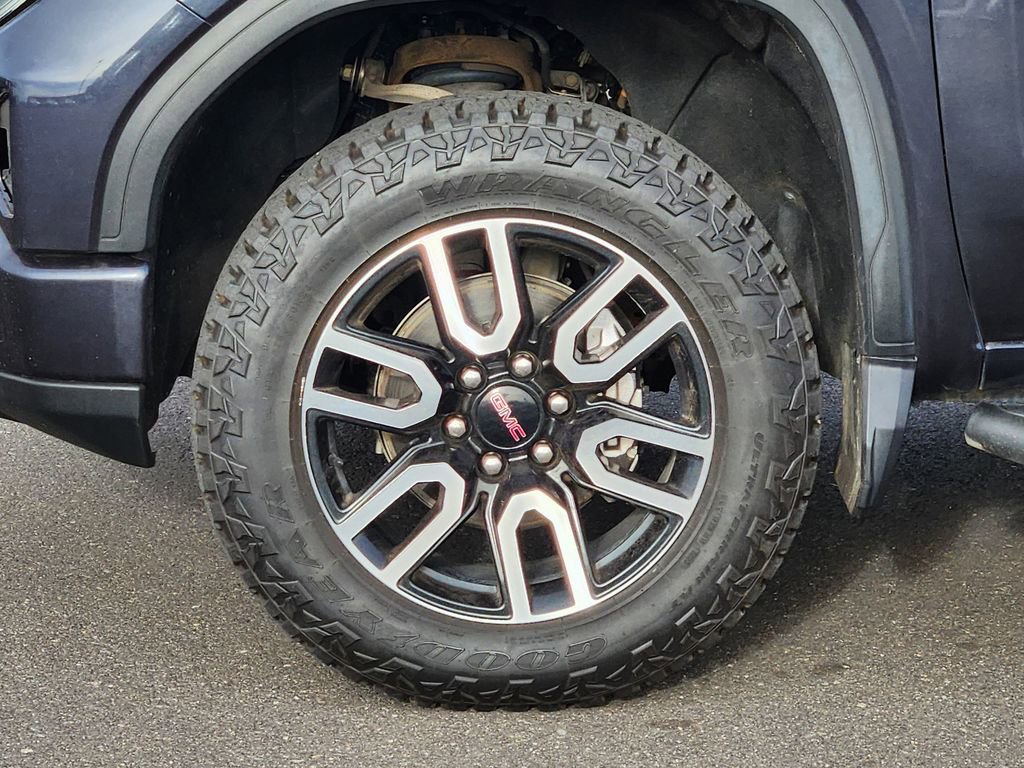 Certified 2023 GMC Sierra 1500 AT4 w/ AT4 Premium Package image 9