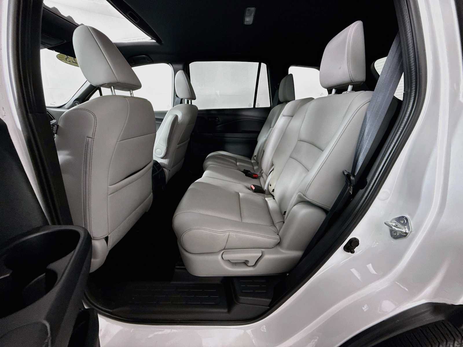 Used 2023 Honda Passport EX-L image 23