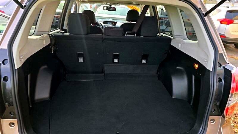 Used 2015 Subaru Forester 2.5i Premium w/ All-Weather Package image 30