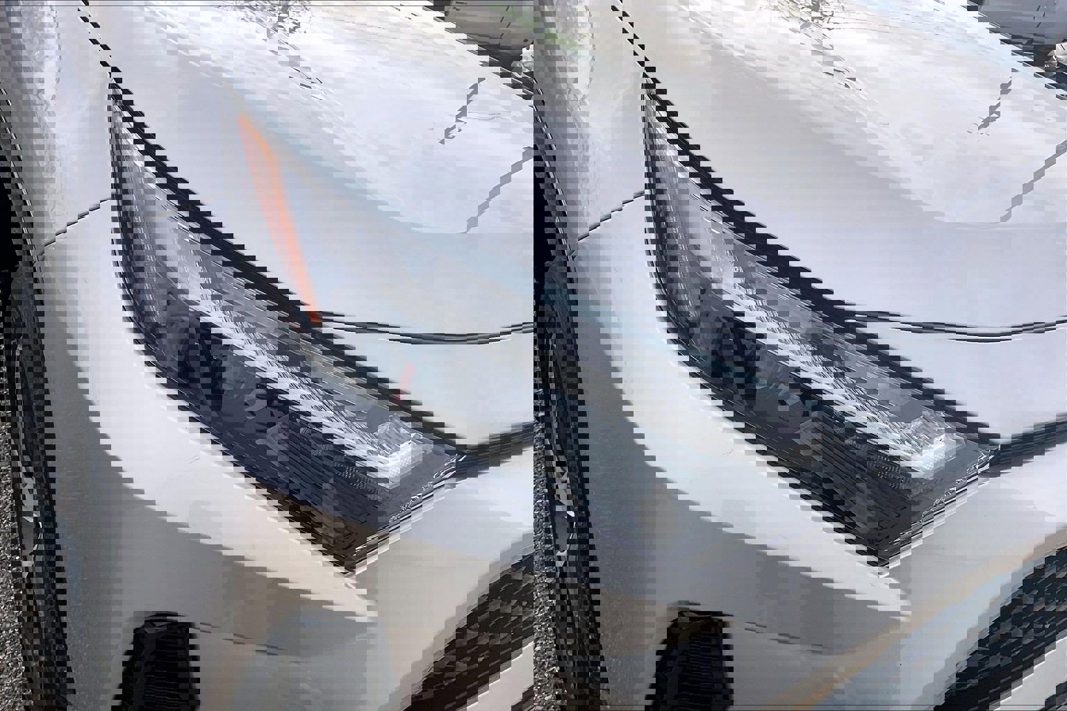 Used 2023 Toyota RAV4 SE image 33